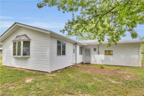 20559 Westwood Park Boulevard Strongsville OH 44149