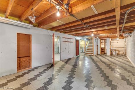 20559 Westwood Park Boulevard Strongsville OH 44149