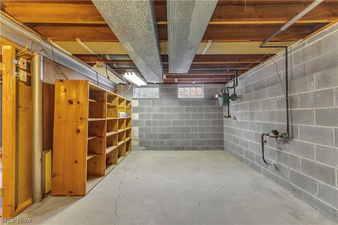 20559 Westwood Park Boulevard Strongsville OH 44149