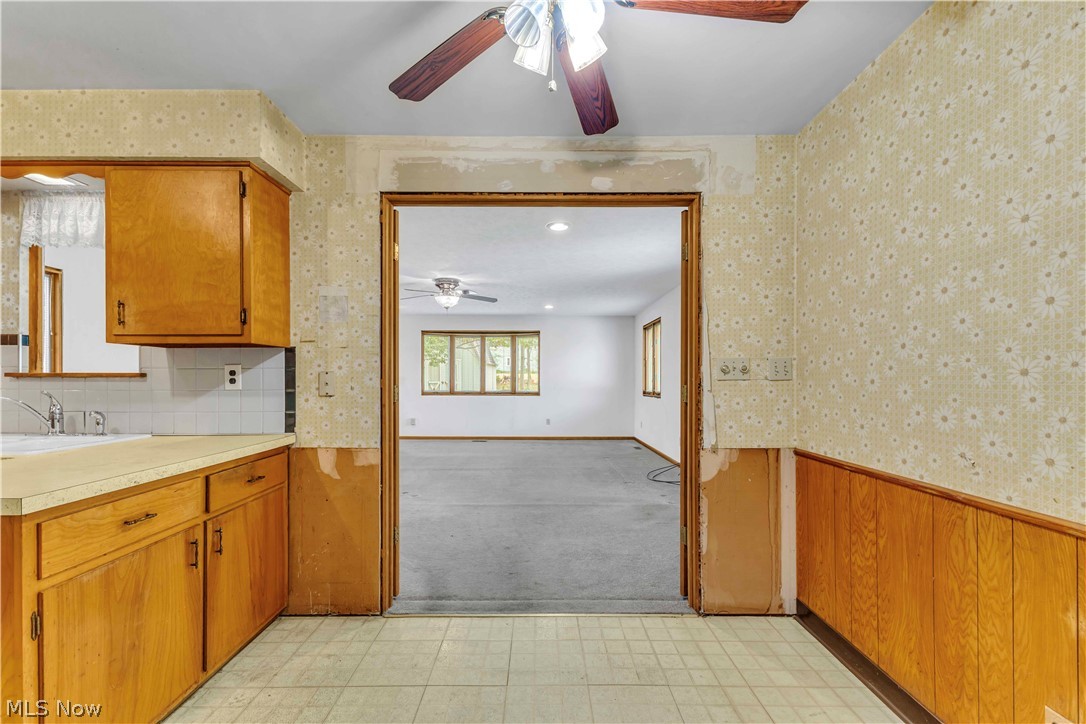 20559 Westwood Park Boulevard Strongsville OH 44149