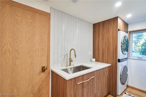 3866 Woodthrush Road Akron OH 44333