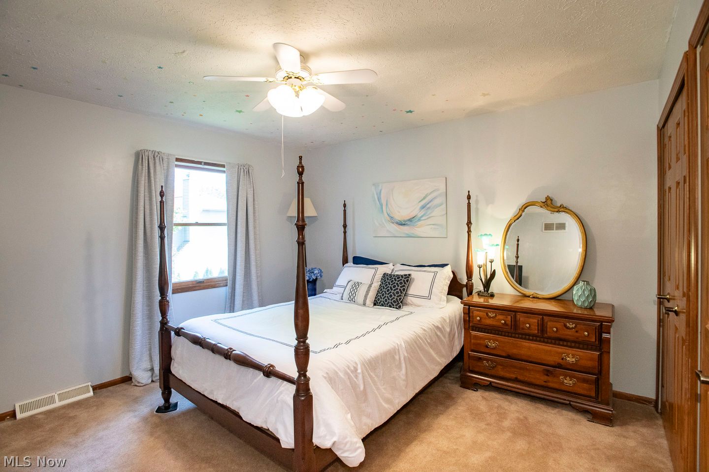 18100 Rustic Hollow Strongsville OH 44136