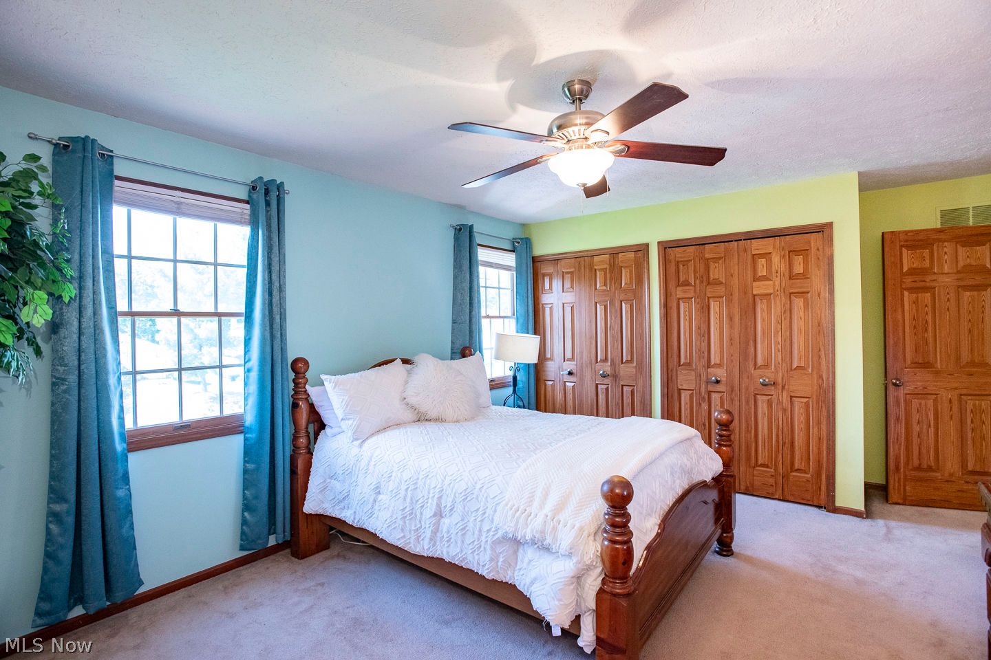 18100 Rustic Hollow Strongsville OH 44136