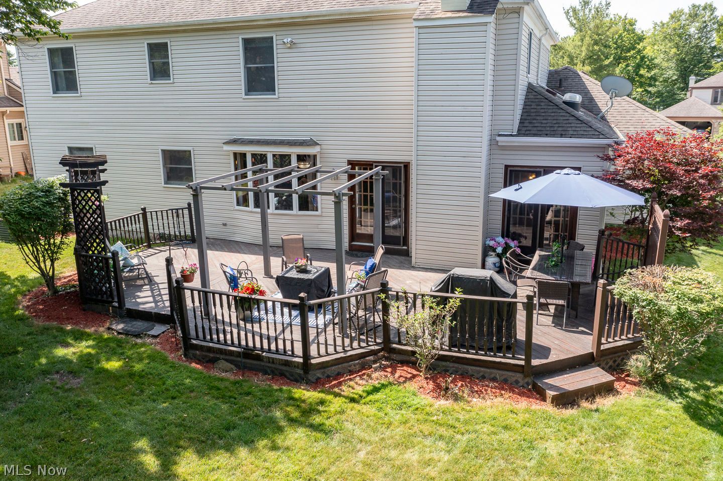 18100 Rustic Hollow Strongsville OH 44136