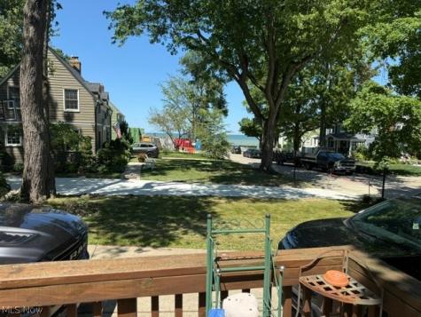390 Oak Cliff Drive Bay Village OH 44140