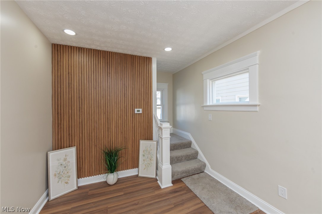 1272 Warren Road Lakewood OH 44107