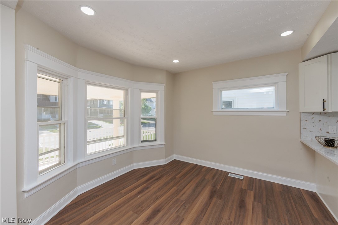 1272 Warren Road Lakewood OH 44107