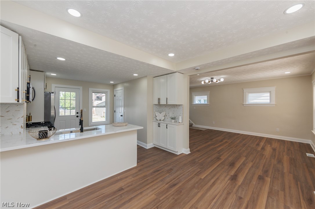 1272 Warren Road Lakewood OH 44107