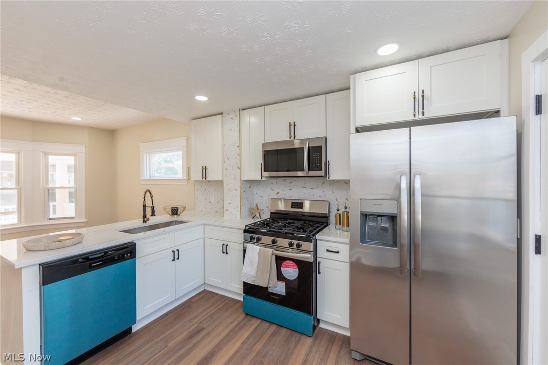 1272 Warren Road Lakewood OH 44107