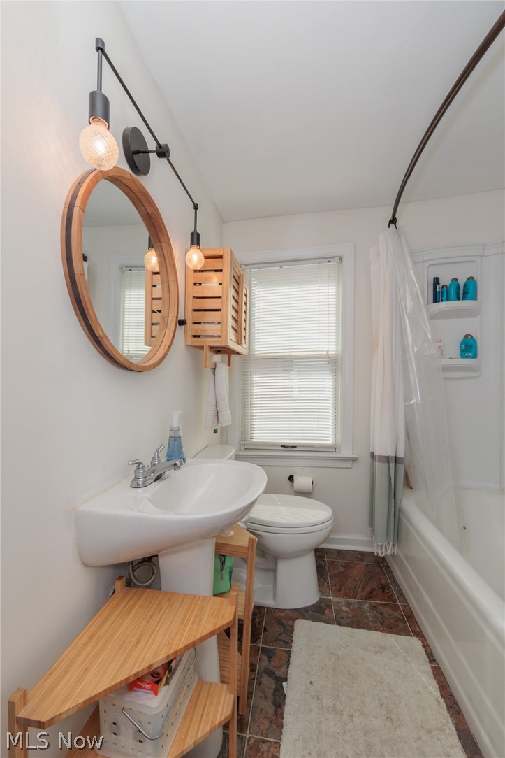 1790 Wright Avenue Rocky River OH 44116