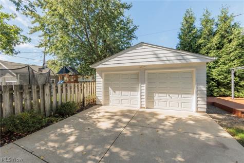 1790 Wright Avenue Rocky River OH 44116