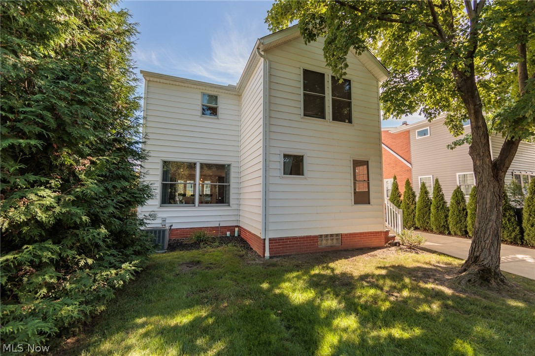 1790 Wright Avenue Rocky River OH 44116