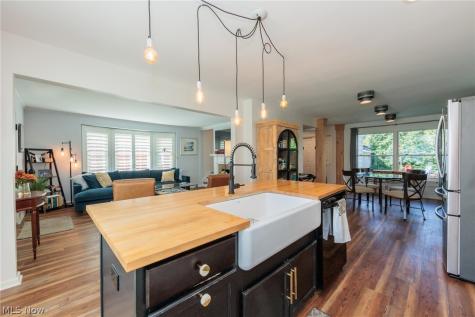 1790 Wright Avenue Rocky River OH 44116