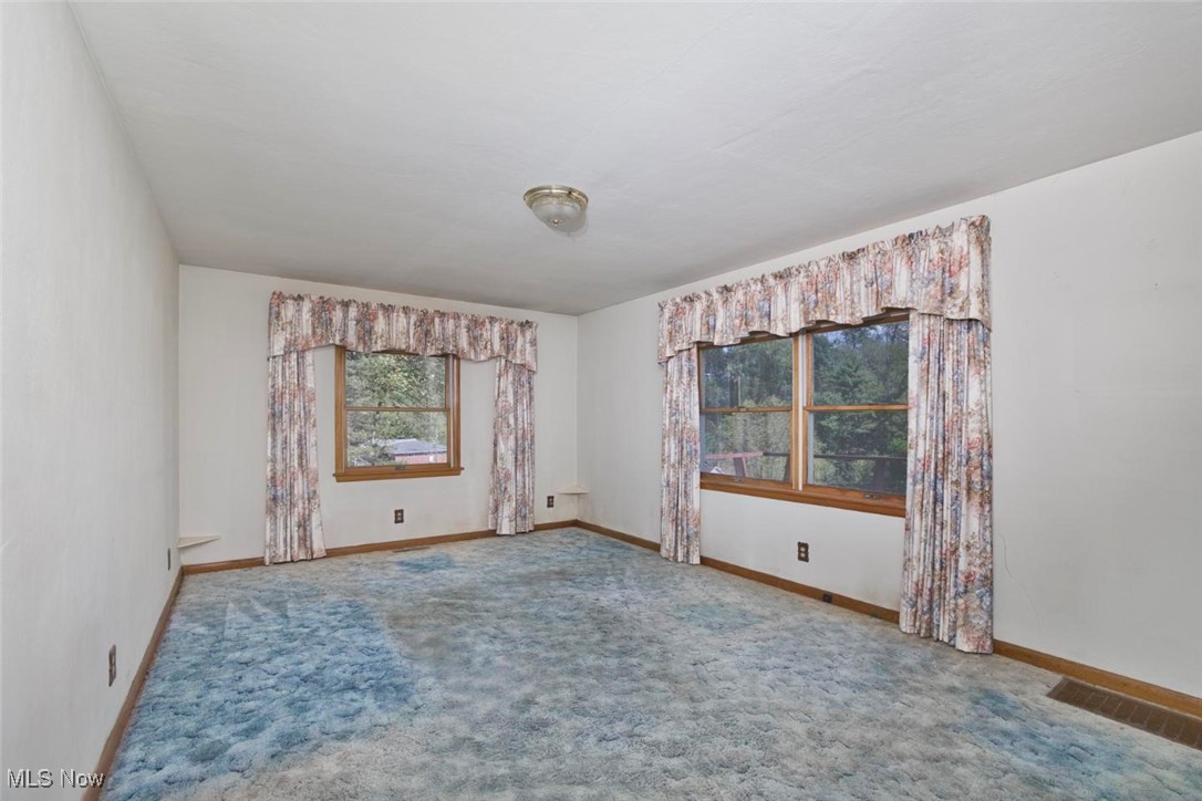 3927 Daisyview Street Shadyside OH 43947