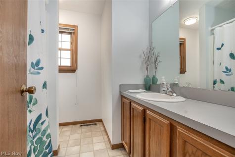 9204 Pleasant Lake Boulevard Parma OH 44130