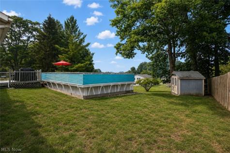 9204 Pleasant Lake Boulevard Parma OH 44130
