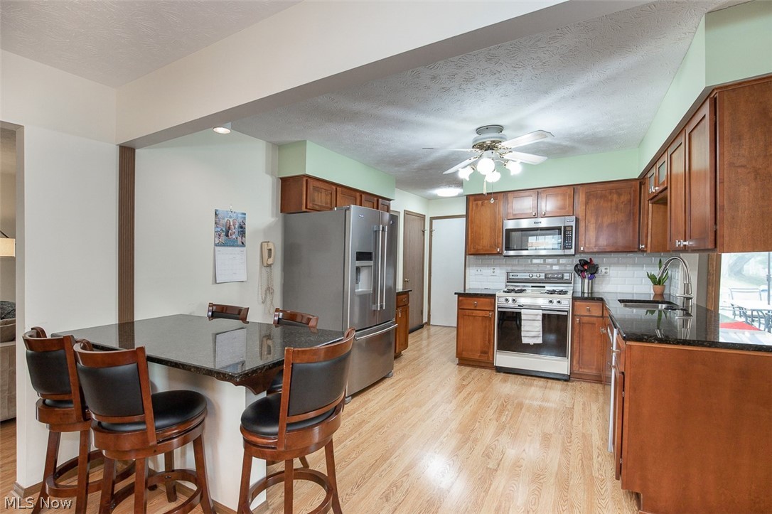 9204 Pleasant Lake Boulevard Parma OH 44130
