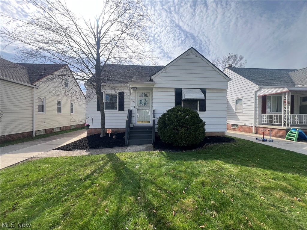 5408 Oakwood Avenue Maple Heights OH 44137