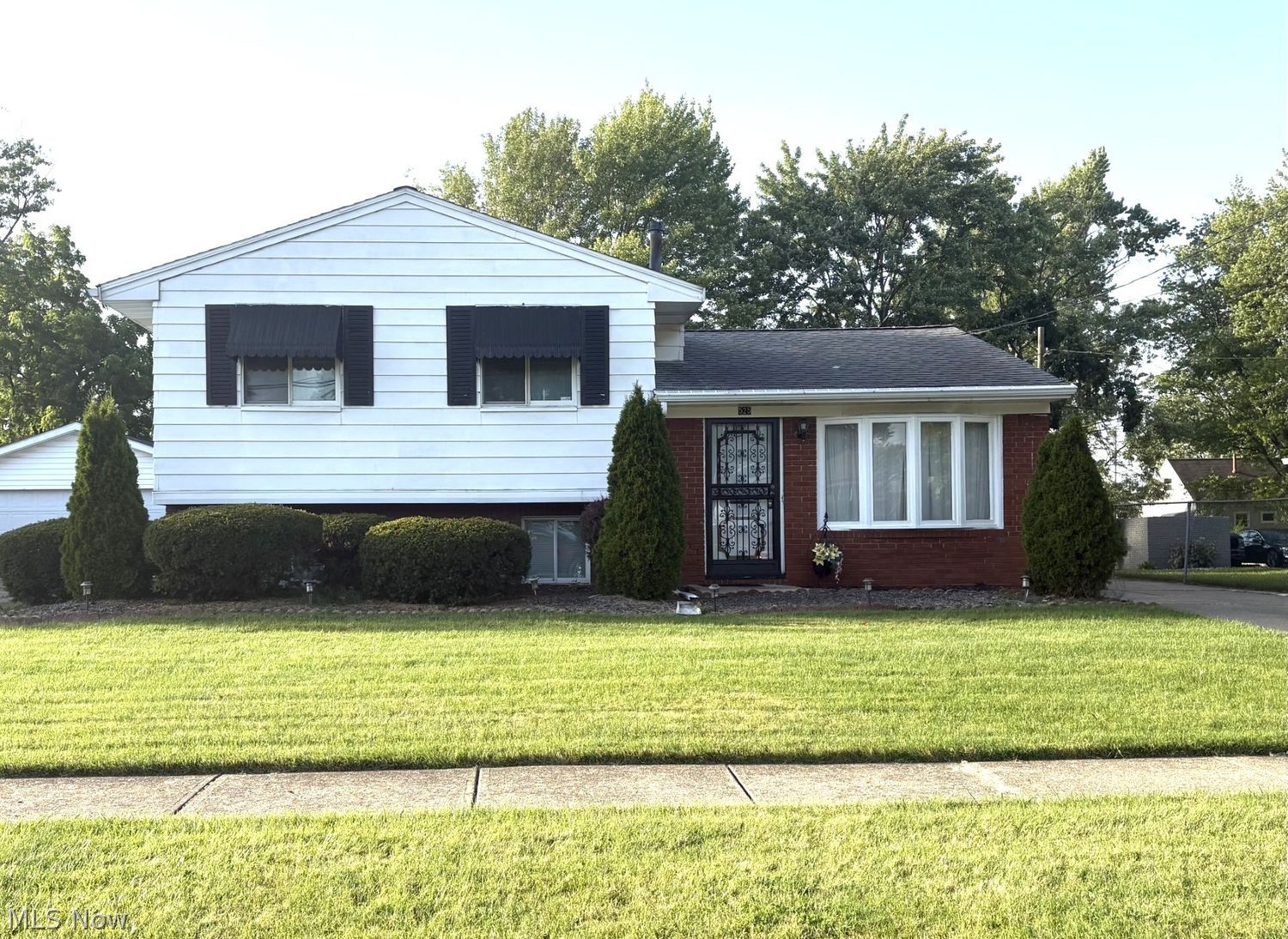 525 Walnut Street Elyria OH 44035