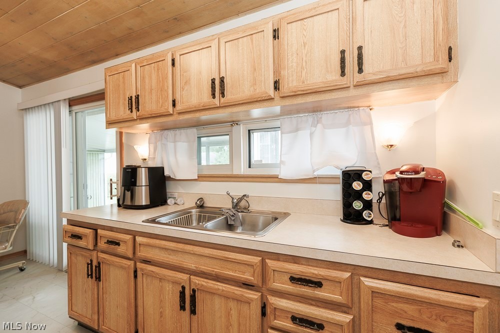 525 Walnut Street Elyria OH 44035