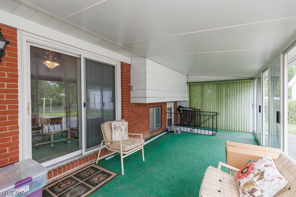 525 Walnut Street Elyria OH 44035