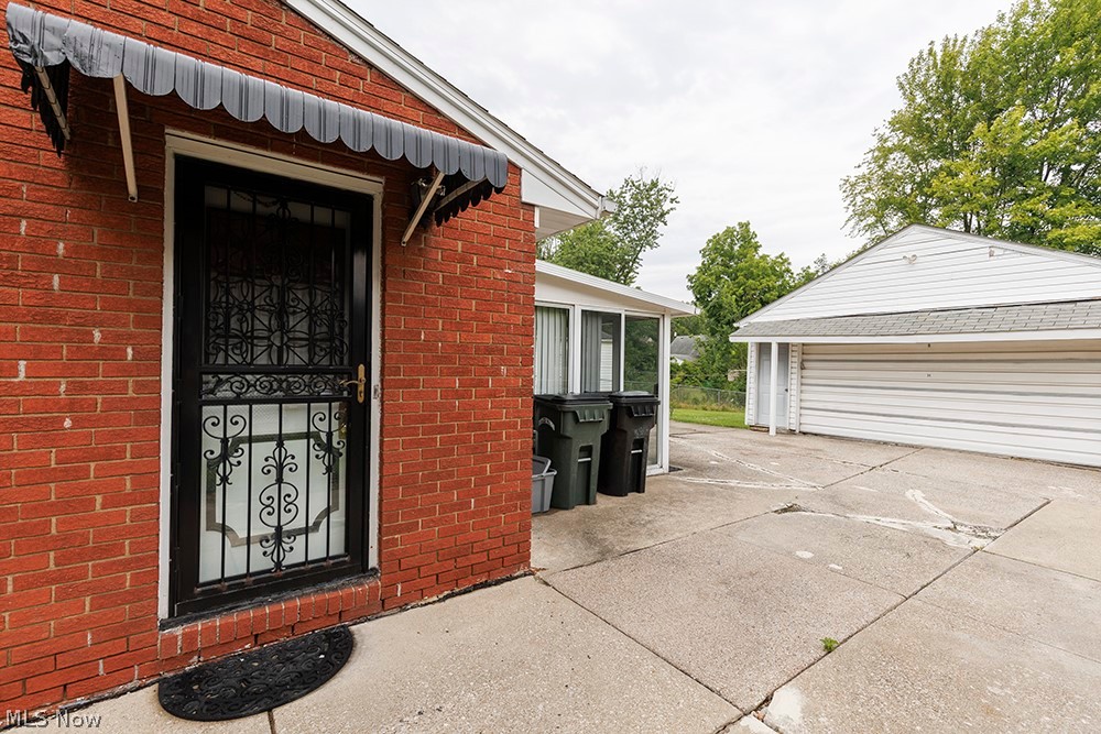 525 Walnut Street Elyria OH 44035