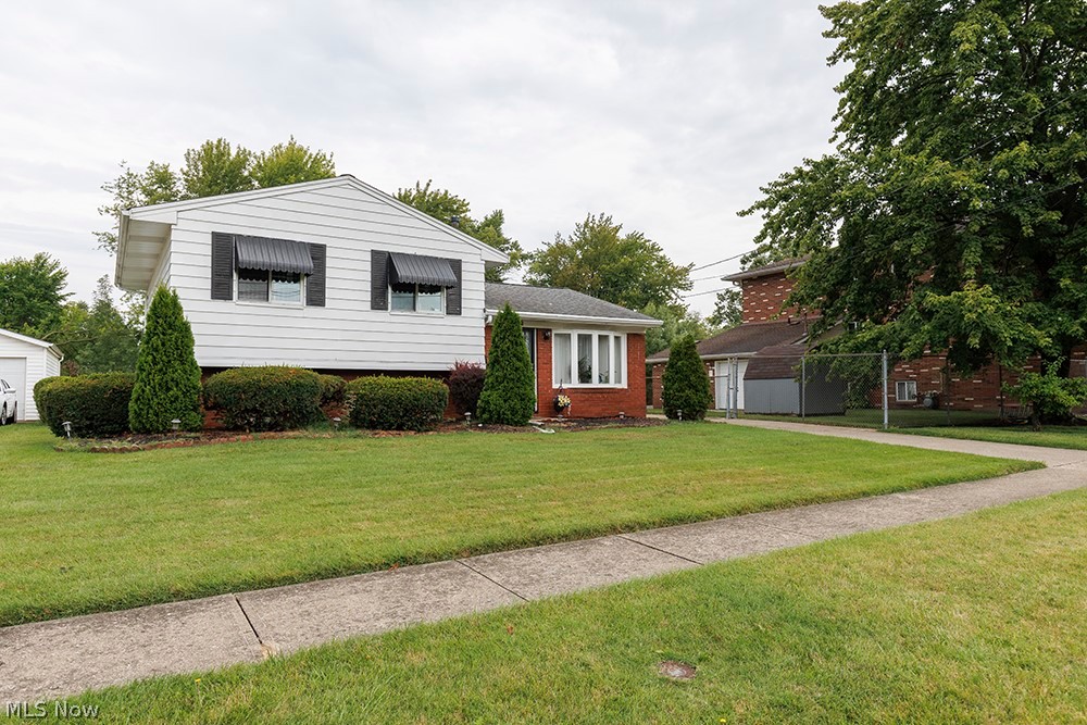 525 Walnut Street Elyria OH 44035