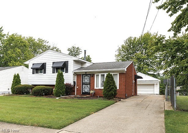 525 Walnut Street Elyria OH 44035