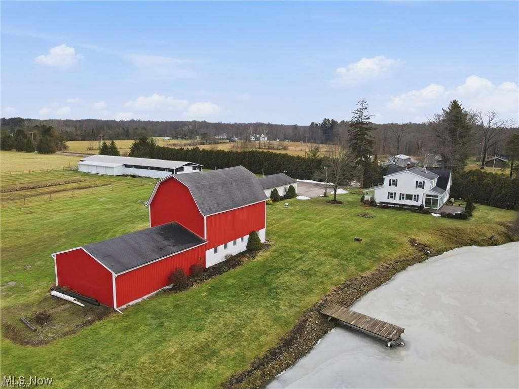 17452 Huntley Road Huntsburg OH 44046
