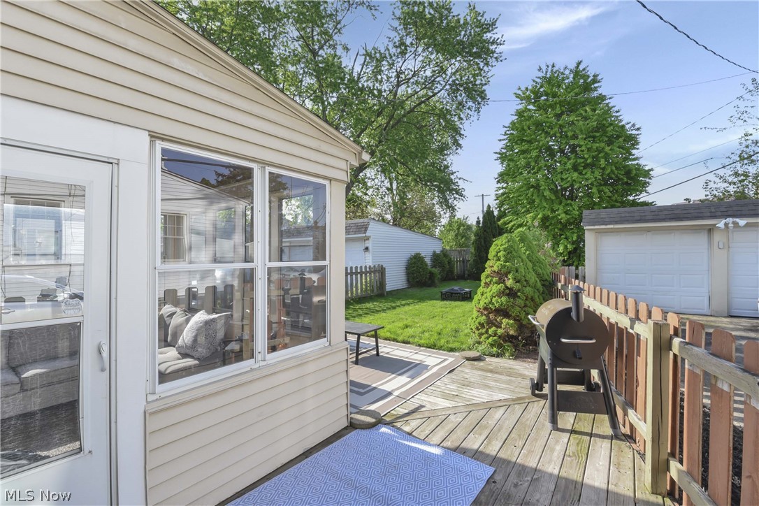 15027 Rosemary Avenue Cleveland OH 44111