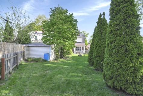 15027 Rosemary Avenue Cleveland OH 44111