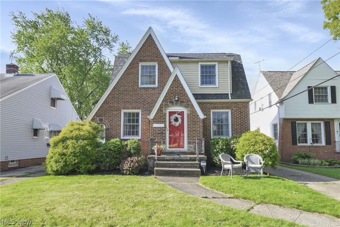 15027 Rosemary Avenue Cleveland OH 44111