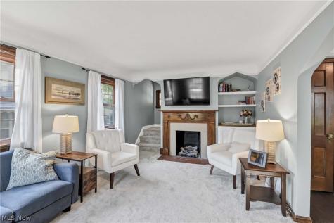15027 Rosemary Avenue Cleveland OH 44111