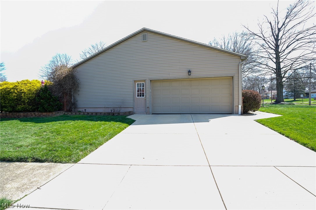 670 Mapleridge Drive Boardman OH 44512