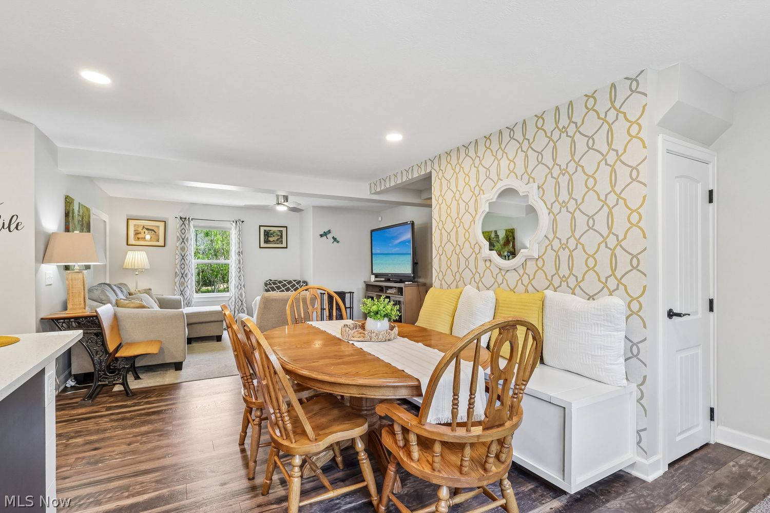 8203 Plains Road Mentor OH 44060