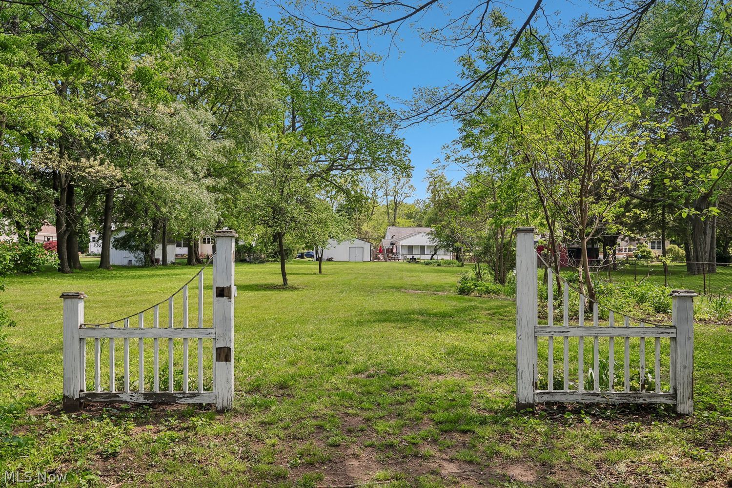 8203 Plains Road Mentor OH 44060
