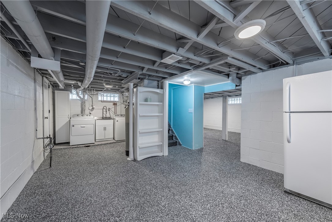 5101 Lucydale Avenue North Olmsted OH 44070