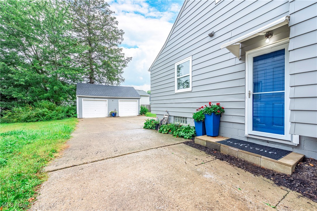 5101 Lucydale Avenue North Olmsted OH 44070