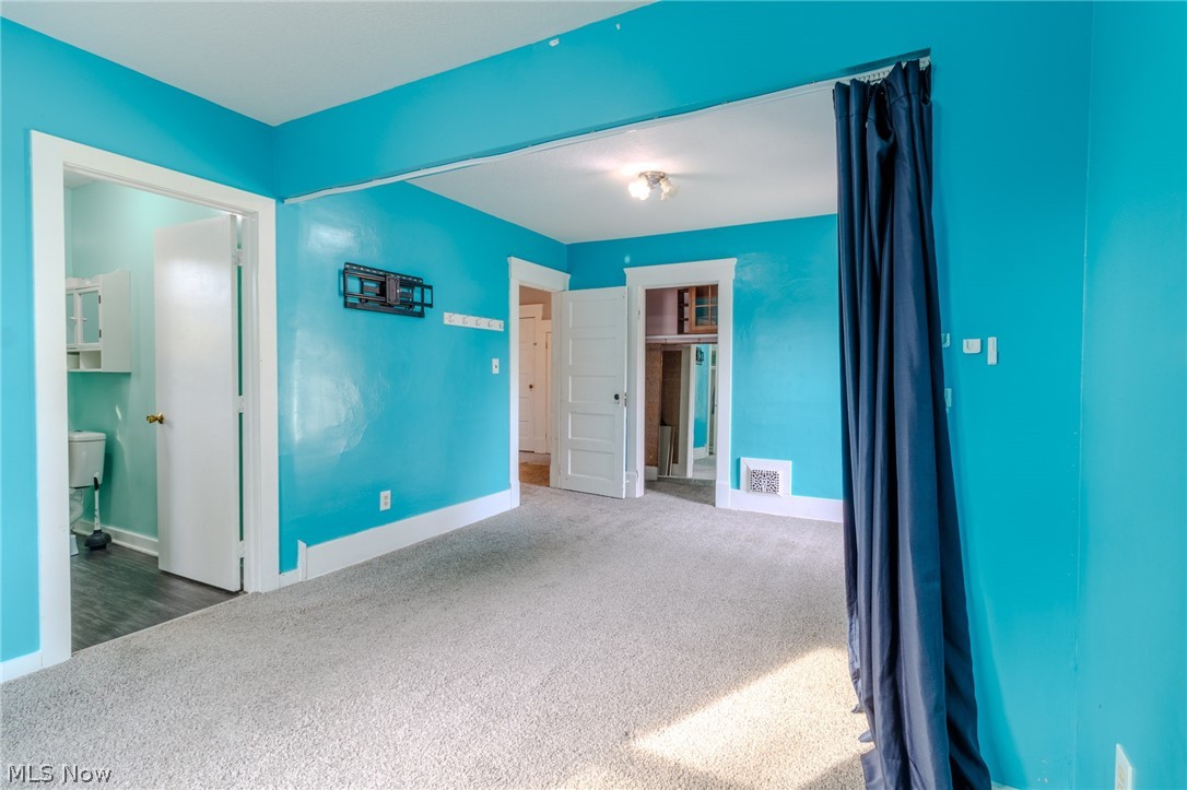 49 Lindbergh Avenue Barberton OH 44203