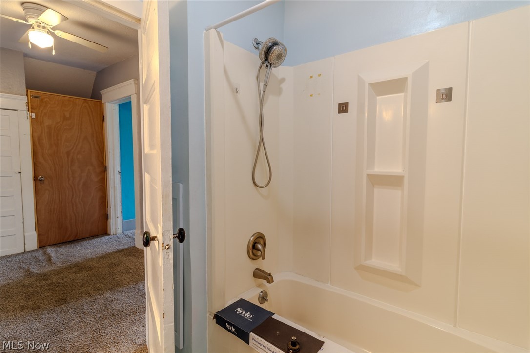 49 Lindbergh Avenue Barberton OH 44203