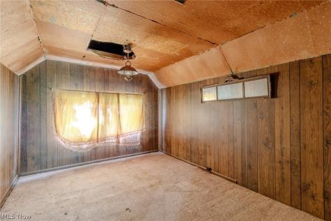 49 Lindbergh Avenue Barberton OH 44203
