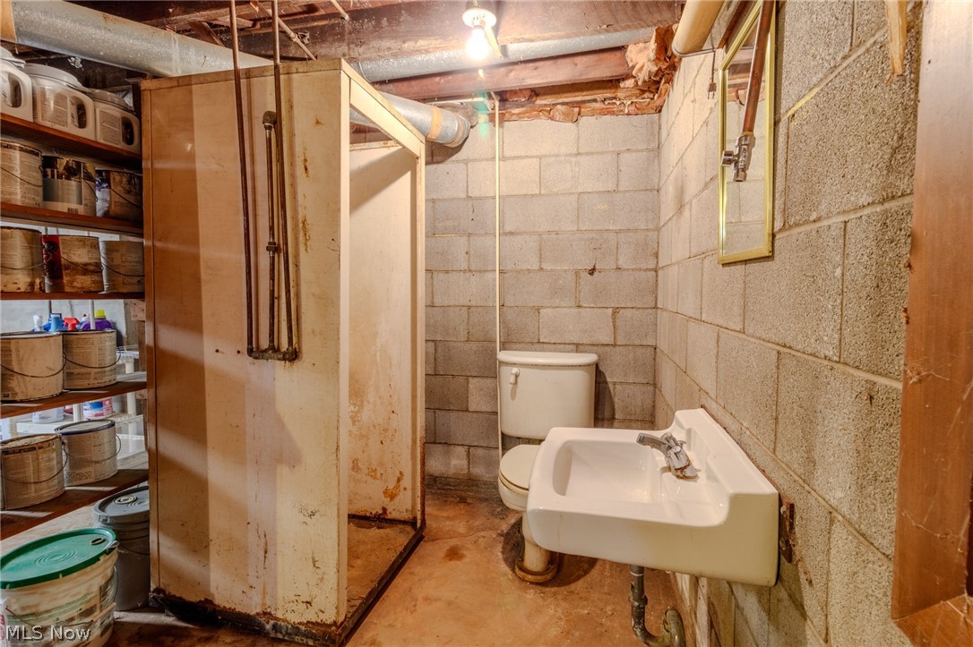 49 Lindbergh Avenue Barberton OH 44203
