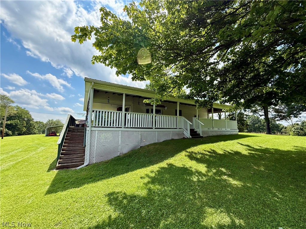 7176 Pearl Road SE Amsterdam OH 43903