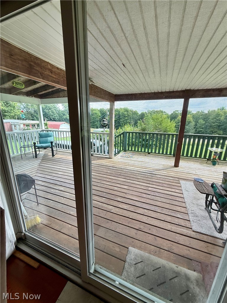 7176 Pearl Road SE Amsterdam OH 43903