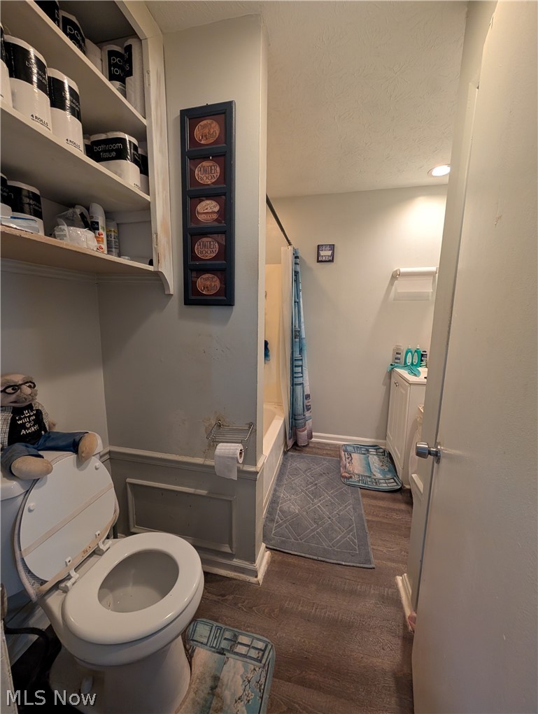 15321 Ridpath Avenue Cleveland OH 44110