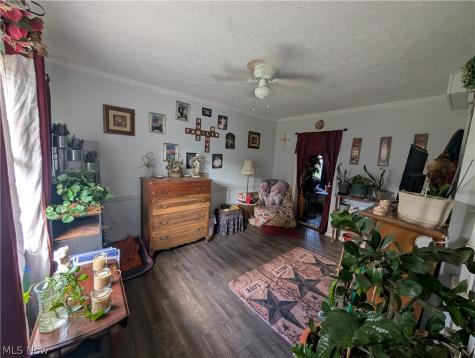 15321 Ridpath Avenue Cleveland OH 44110