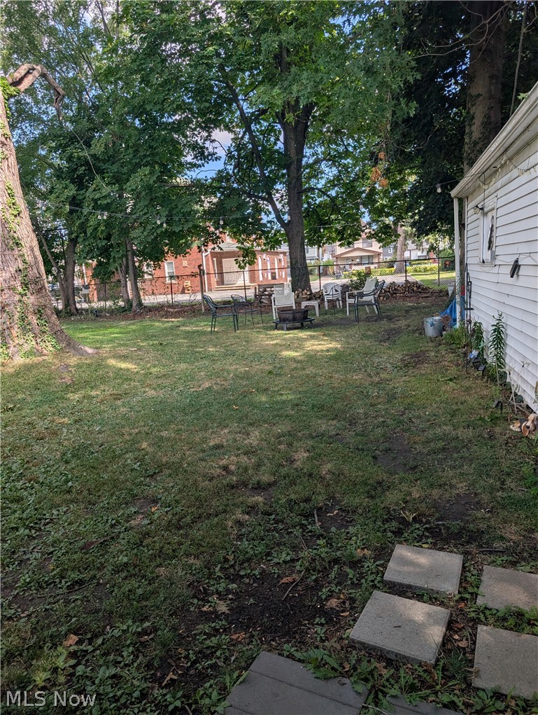 15321 Ridpath Avenue Cleveland OH 44110