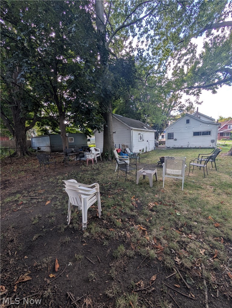 15321 Ridpath Avenue Cleveland OH 44110