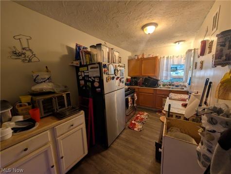 15321 Ridpath Avenue Cleveland OH 44110