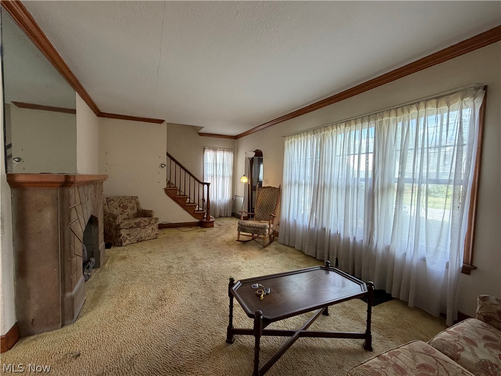 670 Kinsman Street NW Warren OH 44483